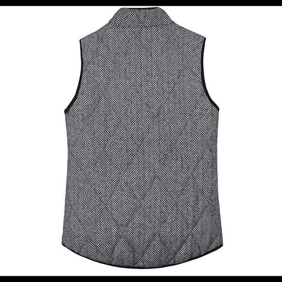 New Herringbone vest black and cream - Picture 3 of 4